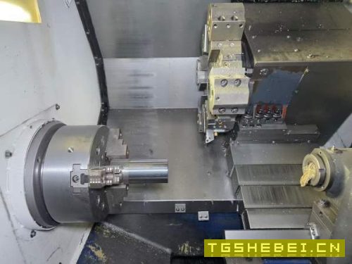 东台2500数控车床，A2-8主轴，10卡盘，精度几个缪，99.