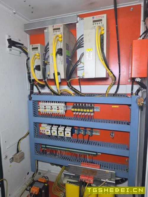 宝鸡HK63B数控车床,加工长度1500