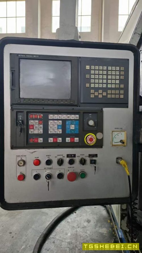 CK61250/4500数控车床。精品宾斯伯里Binns