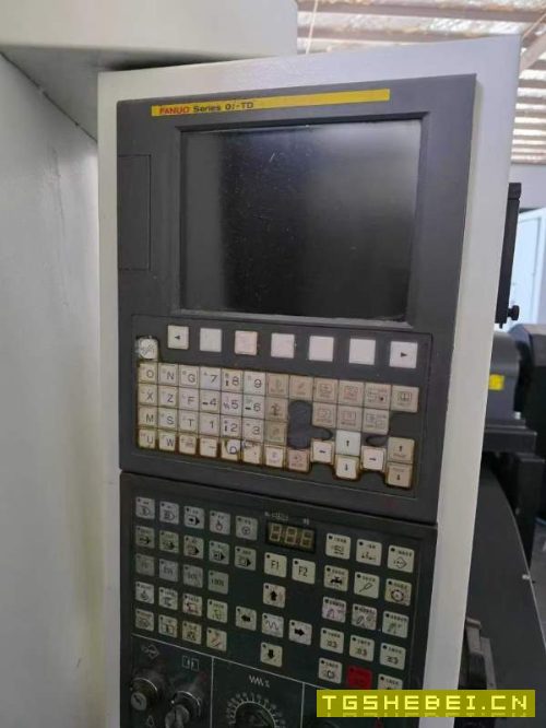 沈阳HTC40150数控车床，配12寸卡盘，车削范围，带中心.