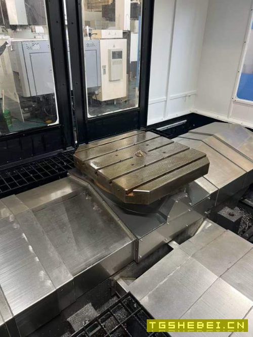 刚买全新安装未用友联800单台卧式加工中心，工作台800.