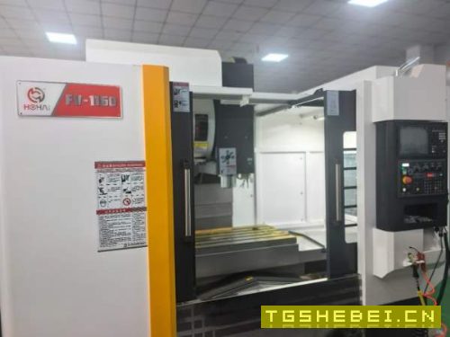 刚到两台全新河海FV-1160加工中心三轴滚柱线轨，45宽X.