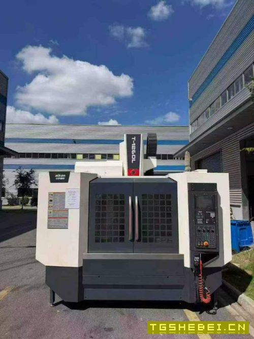 刚到!全新台群T-1260L立式加工中心,全防护钣金!工.
